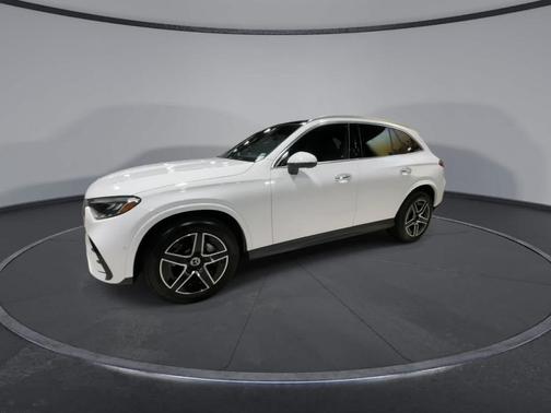 2025 Mercedes-Benz GLC 300 Base 4MATIC