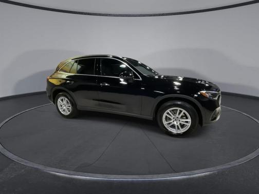 2025 Mercedes-Benz GLC 300 Base 4MATIC