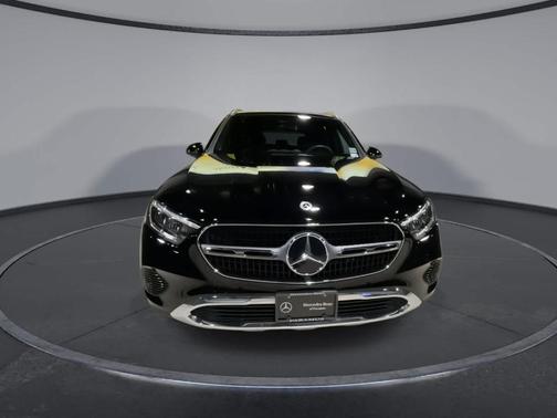 2025 Mercedes-Benz GLC 300 Base 4MATIC
