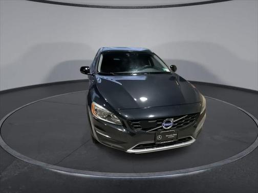 2015 Volvo V60 Cross Country T5