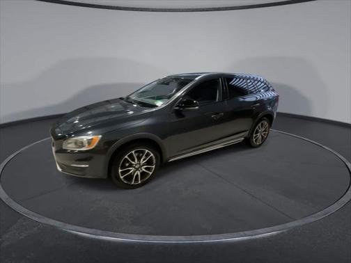 2015 Volvo V60 Cross Country T5