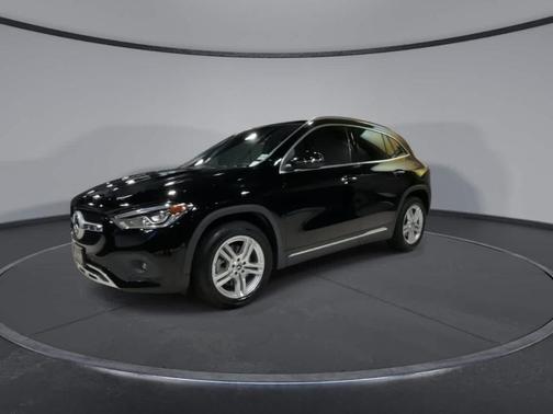 2022 Mercedes-Benz GLA 250 Base 4MATIC