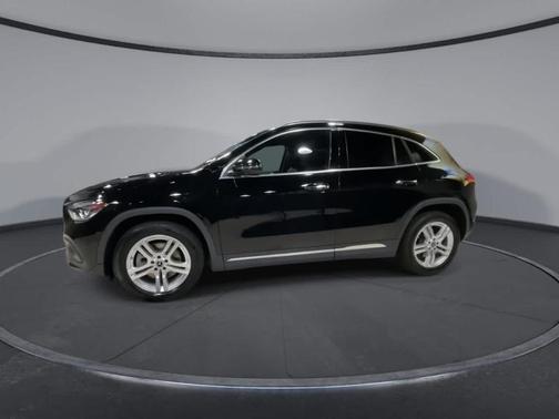 2022 Mercedes-Benz GLA 250 Base 4MATIC