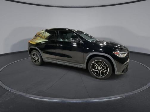2021 Mercedes-Benz GLA 250 Base 4MATIC