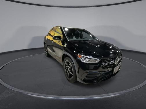 2021 Mercedes-Benz GLA 250 Base 4MATIC