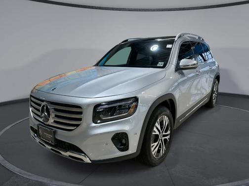 Cirrus Silver Metallic 2026 Mercedes-Benz GLB 250 Base 4MATIC