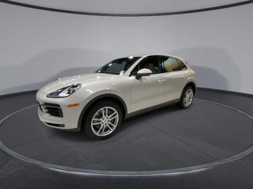 2023 Porsche Cayenne Platinum Edition