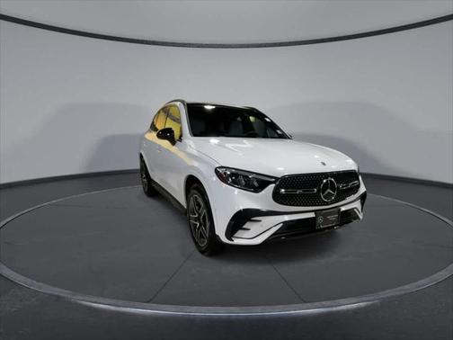 2025 Mercedes-Benz GLC 350e Base 4MATIC