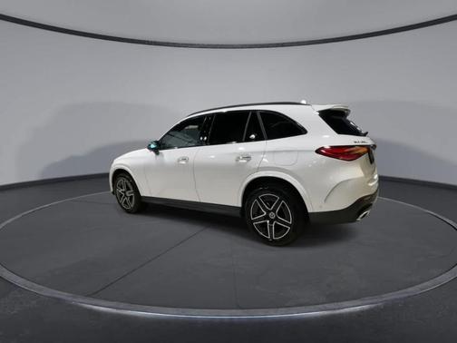 2025 Mercedes-Benz GLC 350e Base 4MATIC