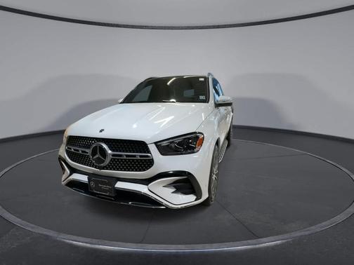 MANUFAKTUR Moonlight White Metallic 2026 Mercedes-Benz GLE 450 4MATIC