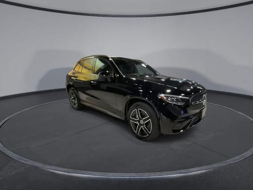 2025 Mercedes-Benz GLC 300 Base 4MATIC