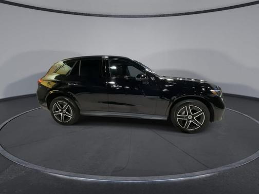 2025 Mercedes-Benz GLC 300 Base 4MATIC