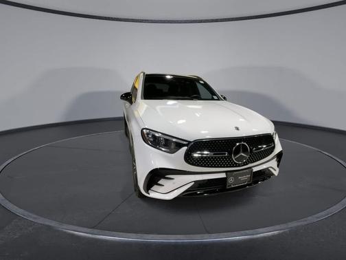 2025 Mercedes-Benz GLC 300 Base 4MATIC