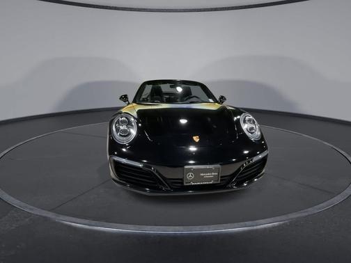 2019 Porsche 911 Carrera 4