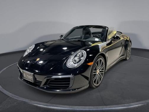 2019 Porsche 911 Carrera 4