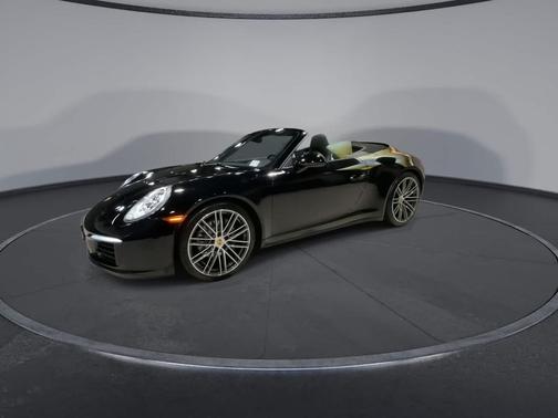 2019 Porsche 911 Carrera 4