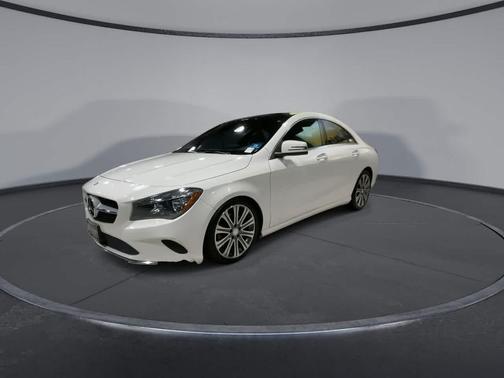 2017 Mercedes-Benz CLA 250 Base 4MATIC