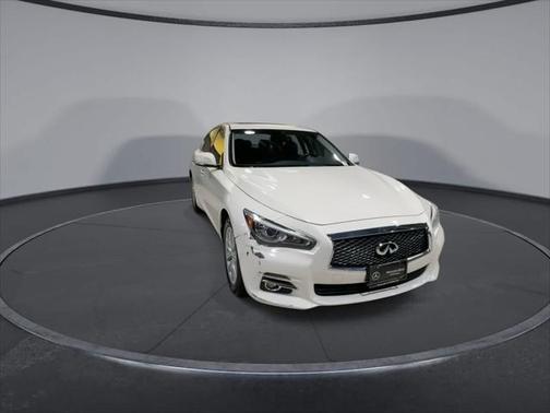 2017 INFINITI Q50 Base
