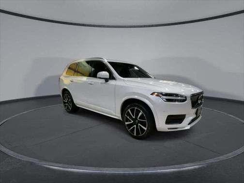 2020 Volvo XC90 T6 Momentum 6 Passenger