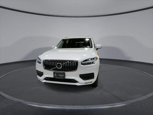 2020 Volvo XC90 T6 Momentum 6 Passenger