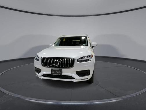 2020 Volvo XC90 T6 Momentum 6 Passenger
