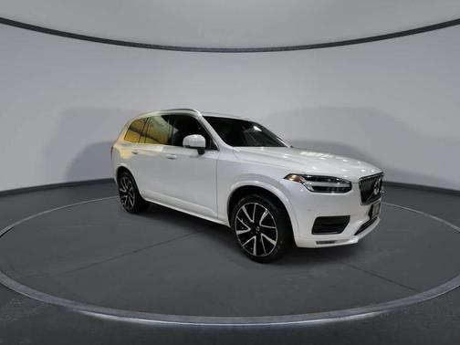 2020 Volvo XC90 T6 Momentum 6 Passenger