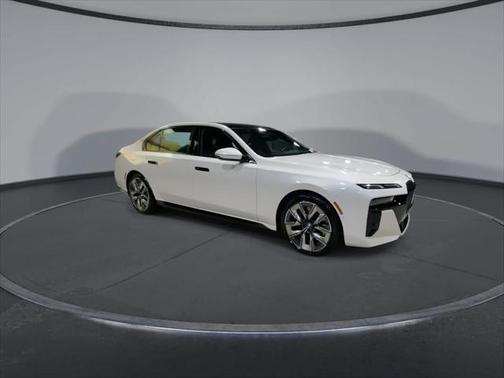 2024 BMW 760 760i xDrive