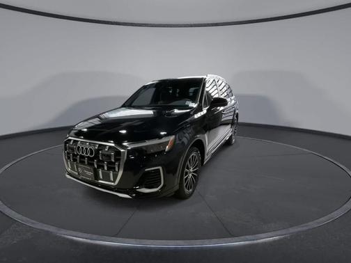 2025 Audi Q7 45 Premium