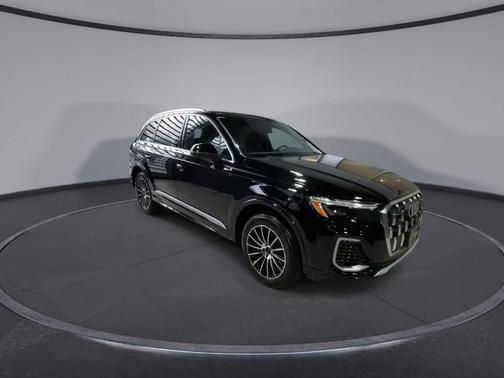 2025 Audi Q7 45 Premium