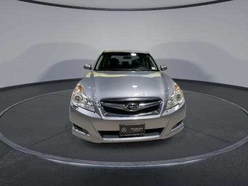2010 Subaru Legacy 2.5i Premium