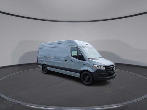 2024 Mercedes-Benz eSprinter 2500 170 WB High Roof Cargo