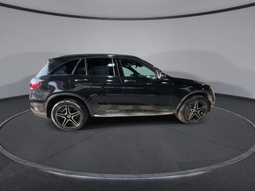 2022 Mercedes-Benz GLC 300 Base 4MATIC
