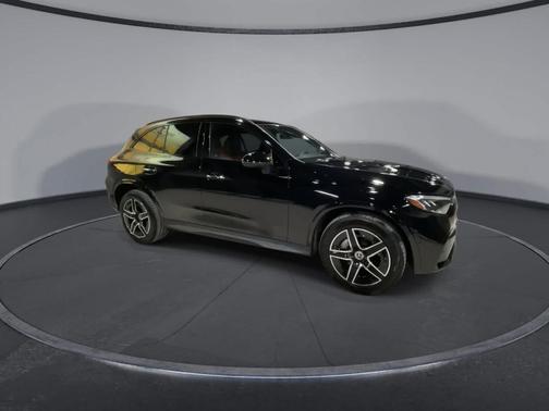2025 Mercedes-Benz GLC 300 Base 4MATIC