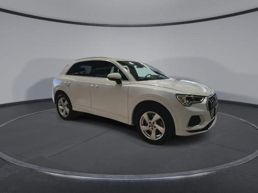 2019 Audi Q3 2.0T Premium Plus