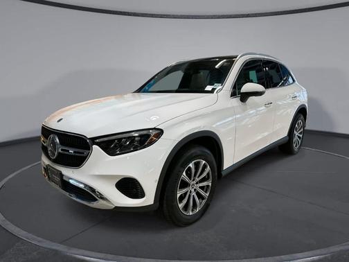 Polar White 2025 Mercedes-Benz GLC 300 Base 4MATIC