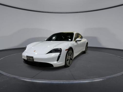 2022 Porsche Taycan Base