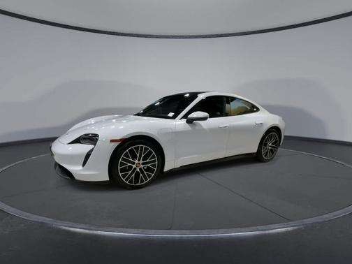 2022 Porsche Taycan Base