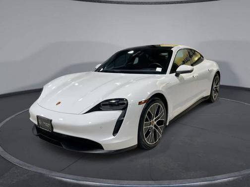 2022 Porsche Taycan Base