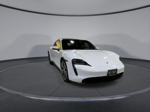 2022 Porsche Taycan Base