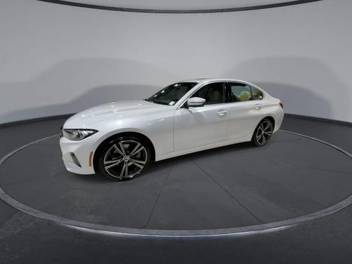 2024 BMW 330 i
