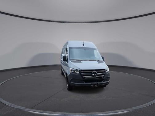 2024 Mercedes-Benz eSprinter 2500 170 WB High Roof Cargo