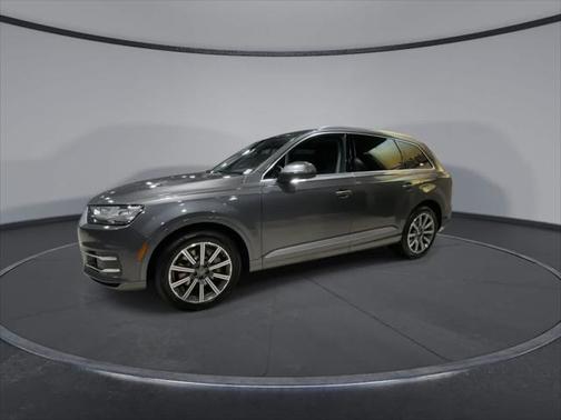 2019 Audi Q7 55 Premium Plus