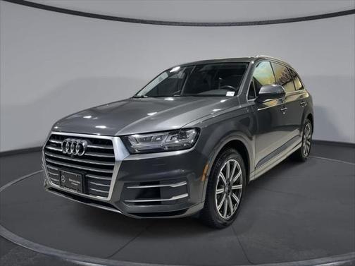 2019 Audi Q7 55 Premium Plus