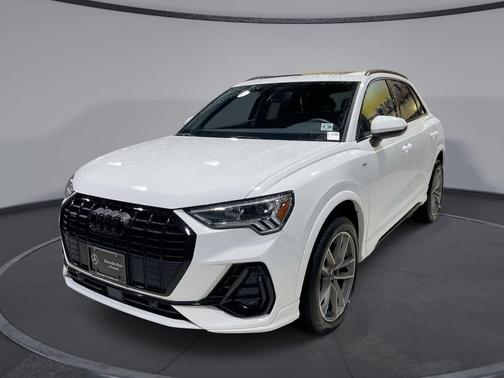 2025 Audi Q3 45 S line Premium