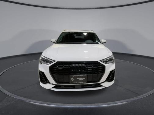 2025 Audi Q3 45 S line Premium