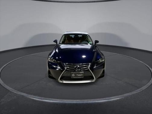 2018 Lexus IS 300 Base