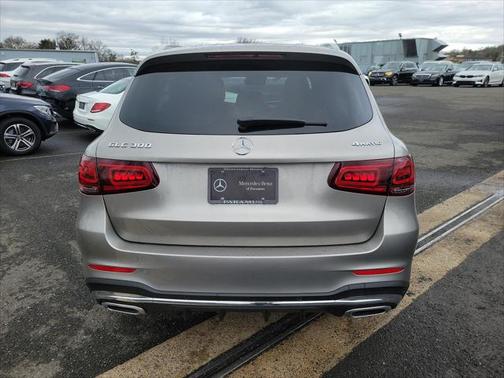 2022 Mercedes-Benz GLC 300 Base 4MATIC