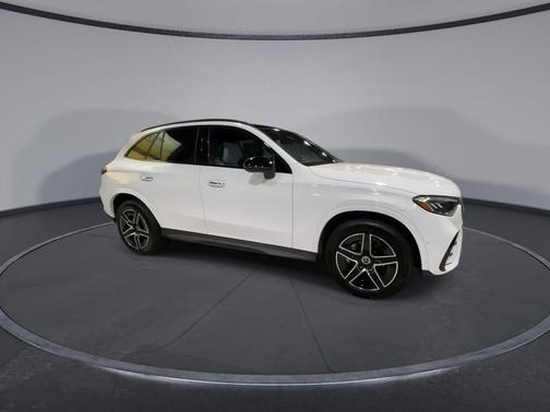 2025 Mercedes-Benz GLC 300 Base 4MATIC