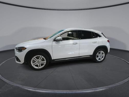 2022 Mercedes-Benz GLA 250 Base 4MATIC