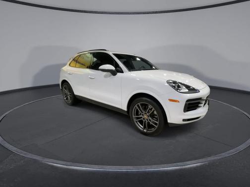 2023 Porsche Cayenne 